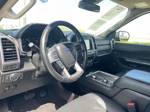 Used 2019 Ford Expedition Max Platinum image 10