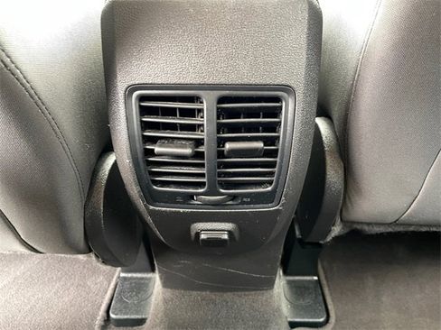 Used 2018 Ford Escape SE image 20