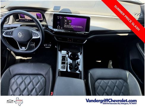 Used 2024 Volkswagen Atlas Cross Sport SEL Premium R-Line AWD/4WD image 10