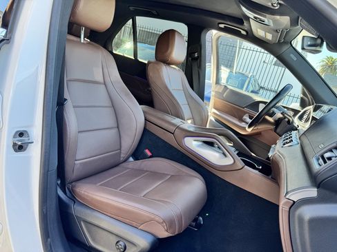 Used 2024 Mercedes-Benz GLE 350 4MATIC image 31