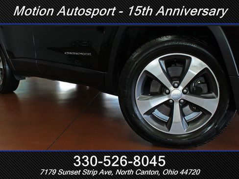 Used 2020 Jeep Cherokee Limited AWD/4WD image 52