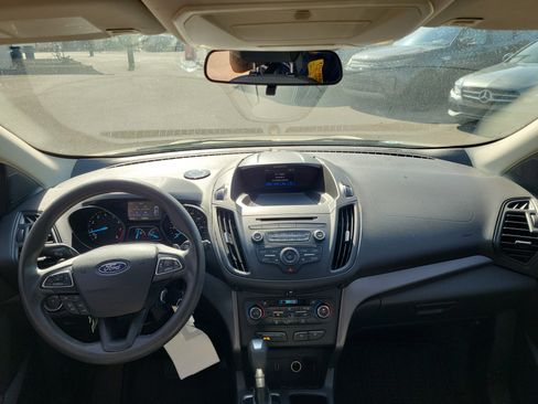 Used 2017 Ford Escape SE image 8