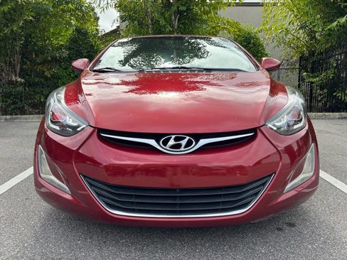 Used 2015 Hyundai Elantra SE w/ Option Group 02 image 7