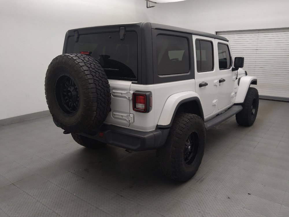 Used 2019 Jeep Wrangler Unlimited Sahara AWD/4WD image 9