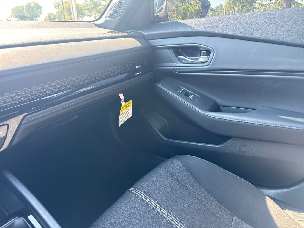 Certified 2025 Honda Accord Sport image 18