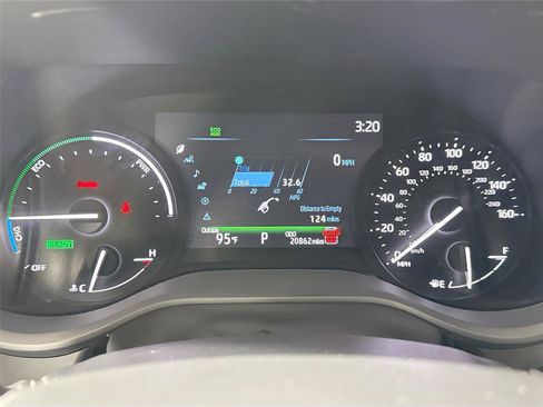 Certified 2026 Toyota Sienna XLE FWD image 21