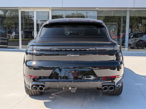 New 2026 Porsche Cayenne Coupe image 10