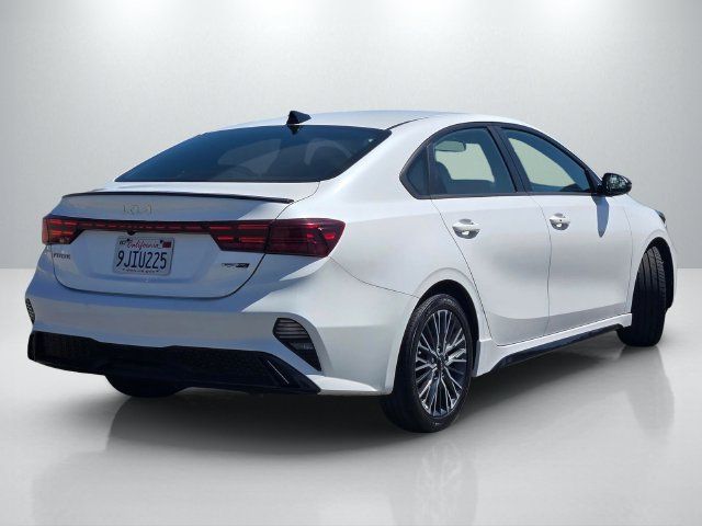 Used 2023 Kia Forte GT-Line w/ GT-Line Technology Package FWD image 4