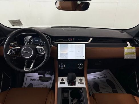 New 2026 Jaguar F-PACE R-Dynamic S image 19