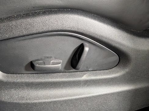 Certified 2024 Porsche Cayenne Turbo GT AWD/4WD image 29