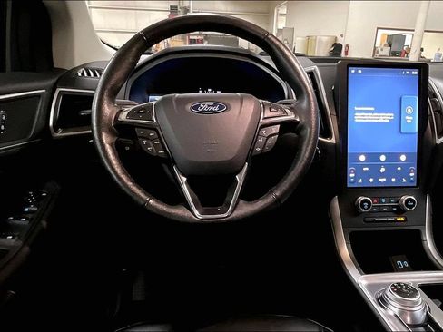 Certified 2024 Ford Edge SEL AWD/4WD image 5
