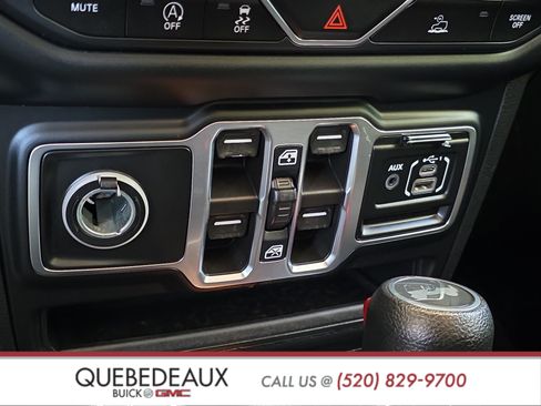 Used 2021 Jeep Wrangler Unlimited Sahara w/ Uconnect 4C Nav & Sound Group AWD/4WD image 20