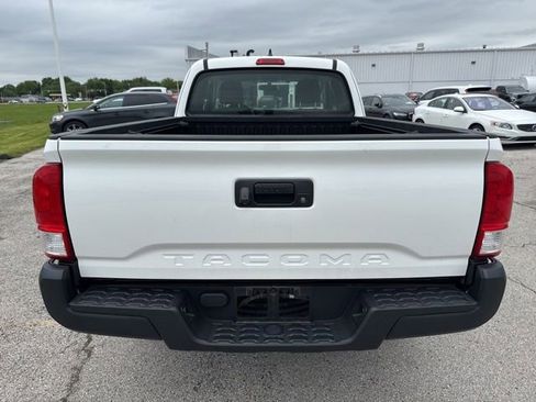 Used 2016 Toyota Tacoma SR RWD image 5