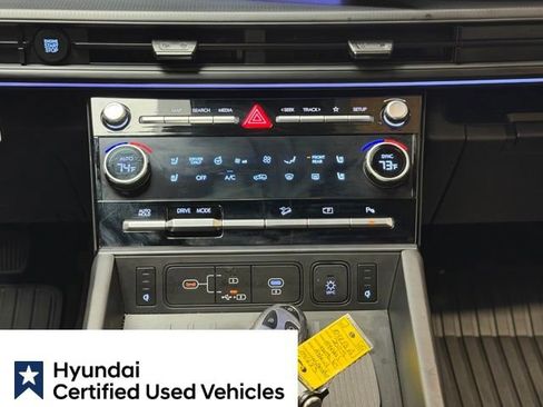 Used 2025 Hyundai Santa Fe Calligraphy FWD image 18