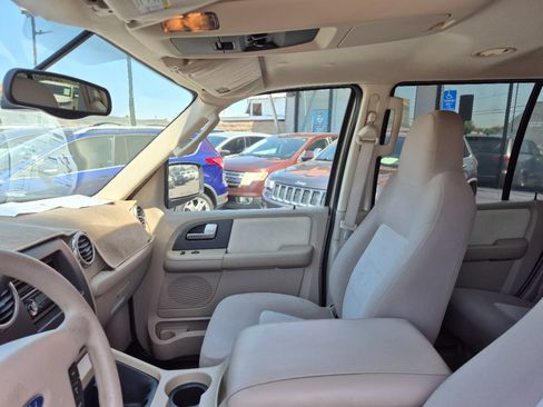 Used 2004 Ford Expedition XLT RWD image 35