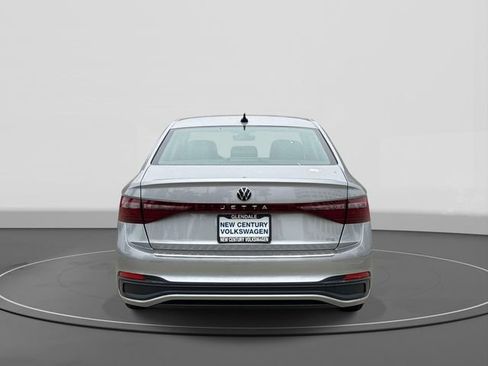New 2026 Volkswagen Jetta SE FWD image 4