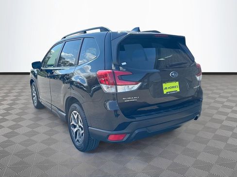 Used 2020 Subaru Forester Premium AWD/4WD image 37