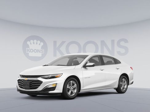 Used 2024 Chevrolet Malibu LS w/ Driver Confidence Package FWD image 1