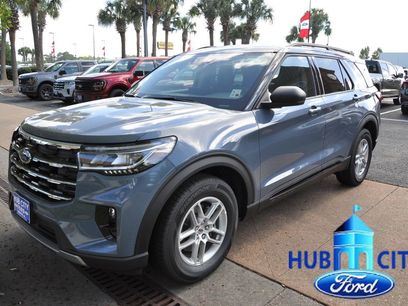 New 2026 Ford Explorer Active w/ Active Comfort Package