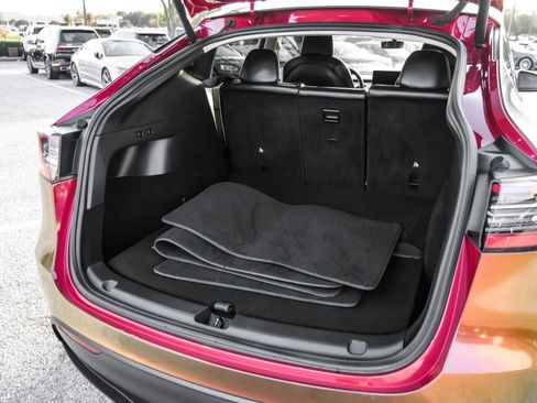 Used 2021 Tesla Model Y 2WD image 57