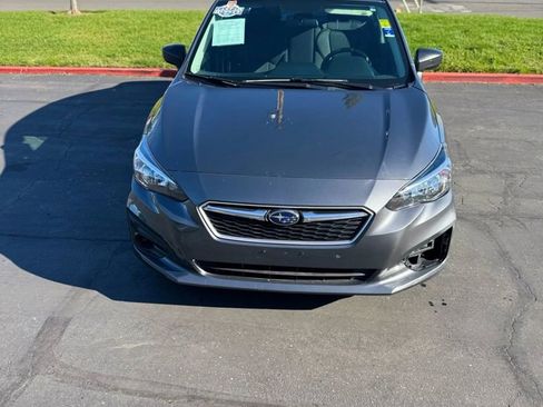 Used 2018 Subaru Impreza 2.0i image 2