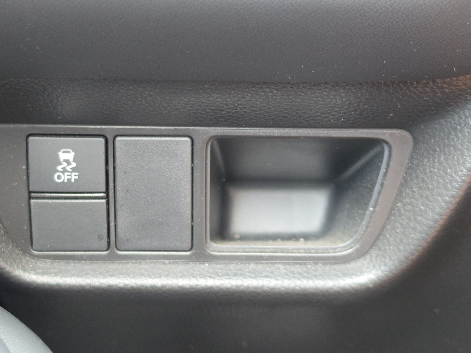 Used 2025 Honda HR-V LX image 15