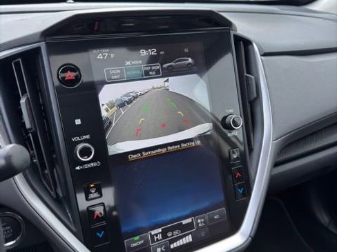 Used 2025 Subaru Crosstrek 2.0i Premium image 10