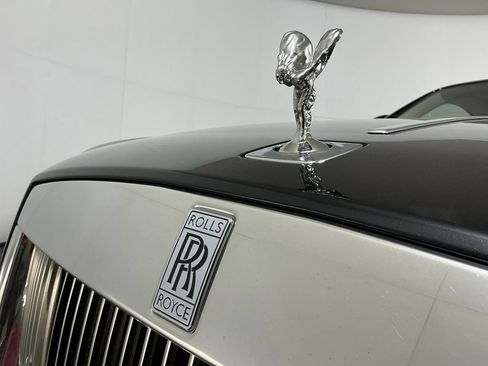 Used 2014 Rolls-Royce Wraith RWD image 31