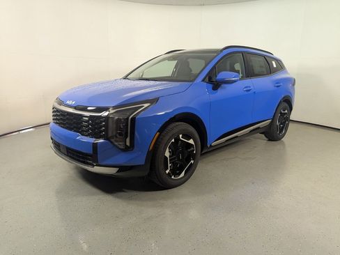 New 2026 Kia Sportage SX FWD image 3