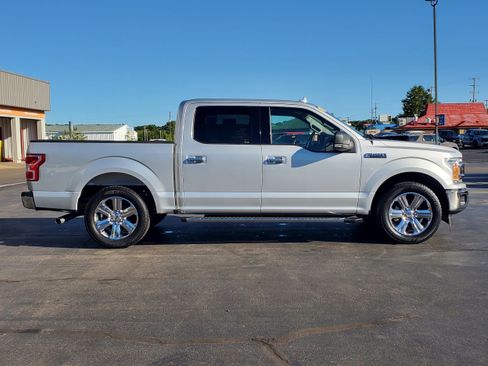 Used 2018 Ford F150 XLT w/ Equipment Group 302A Luxury RWD image 5