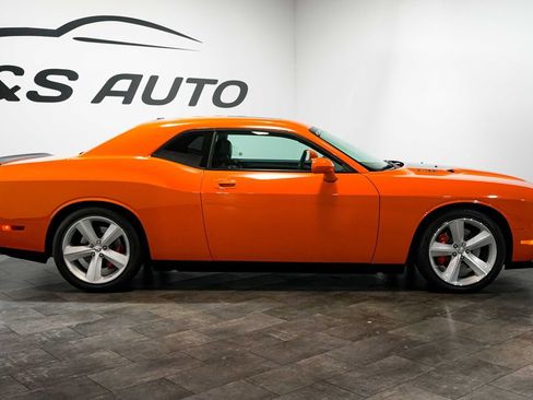 Used 2008 Dodge Challenger SRT8 RWD image 6