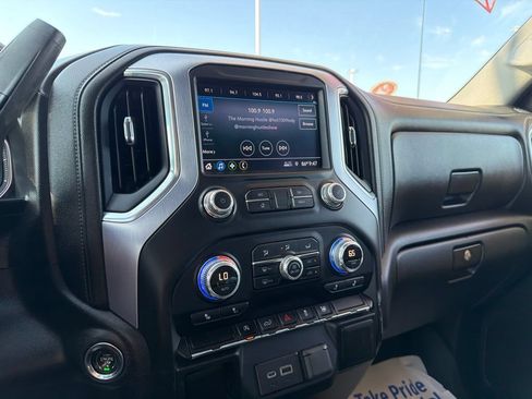 Used 2019 GMC Sierra 1500 SLE w/ SLE Value Package AWD/4WD image 29