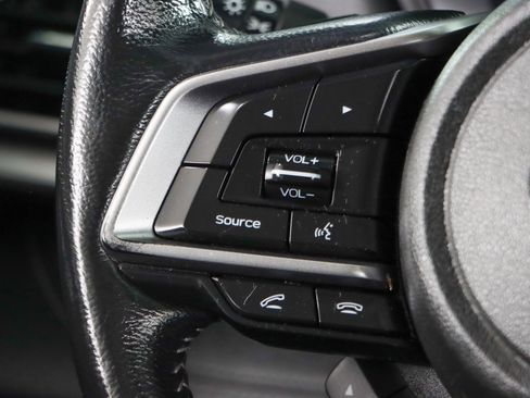 Used 2021 Subaru Outback Limited image 13