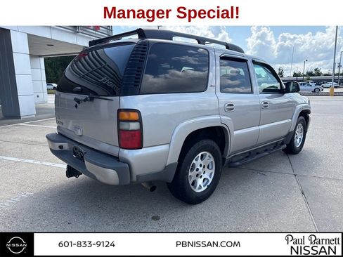 Used 2006 Chevrolet Tahoe Z71 w/ Z71 Preferred Equipment Group RWD image 4