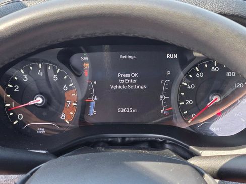 Used 2024 Jeep Compass Latitude AWD/4WD image 29