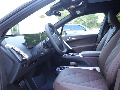 New 2026 BMW iX xDrive60 image 13