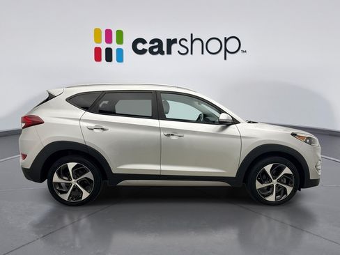 Used 2017 Hyundai Tucson Limited w/ Cargo Package AWD/4WD image 6