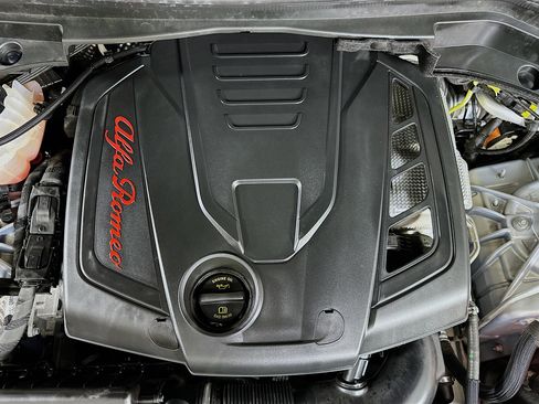 Used 2022 Alfa Romeo Stelvio Ti w/ Active Assist Plus Package image 35