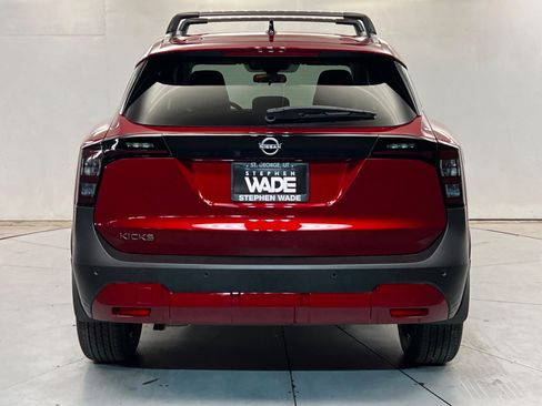 New 2026 Nissan Kicks SV w/ Cold Weather Package FWD image 5