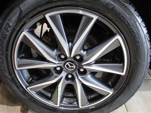 Used 2018 MAZDA CX-5 Touring w/ Preferred Equipment Package AWD/4WD image 12