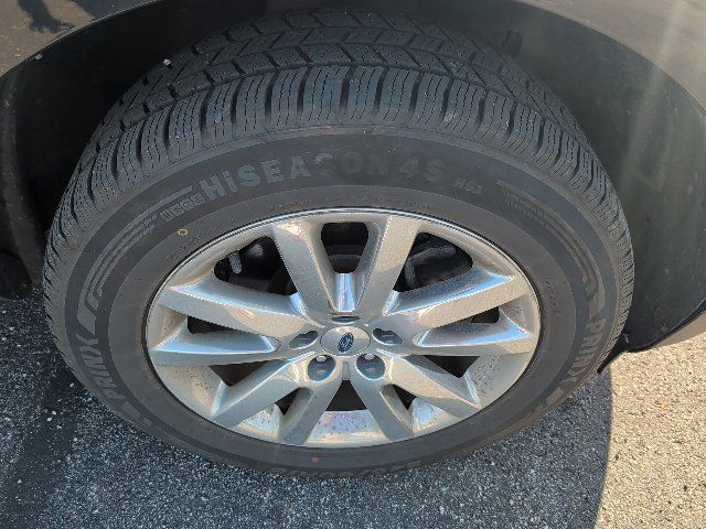 Used 2014 Ford Edge Limited FWD image 3