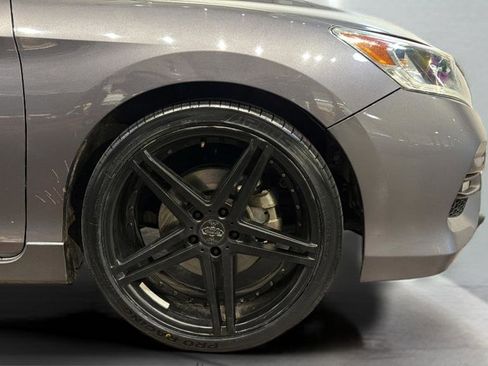 Used 2016 Honda Accord Sport image 33