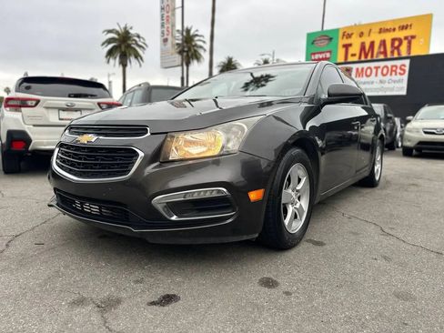 Used 2016 Chevrolet Cruze LT w/ Technology Package image 9