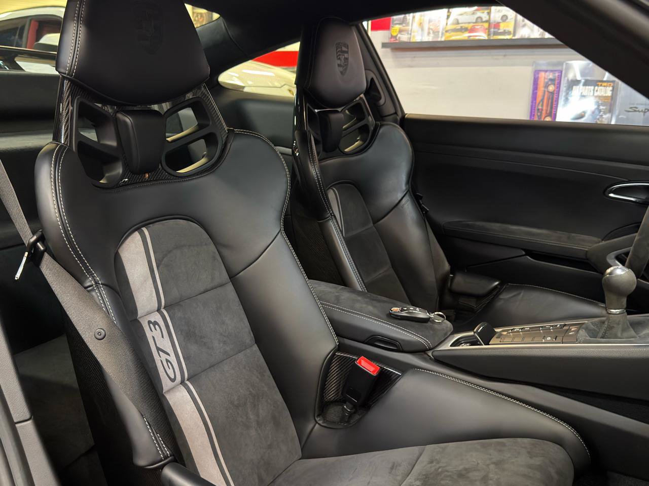 Used 2018 Porsche 911 GT3 RWD image 20