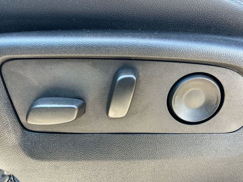 Used 2024 Chevrolet Silverado 1500 High Country w/ Technology Package image 10