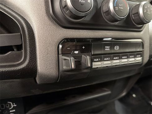 Used 2024 RAM 2500 Tradesman w/ Chrome Appearance Group image 26