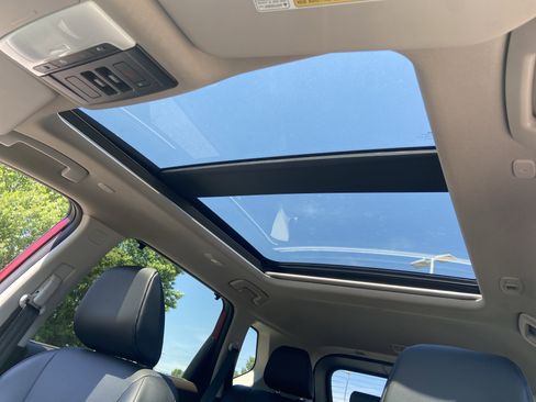 Certified 2023 Nissan Rogue SV w/ SV Premium B Package AWD/4WD image 17