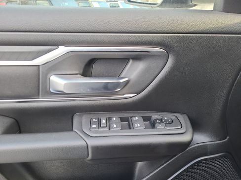 Used 2025 RAM 1500 Big Horn AWD/4WD image 32