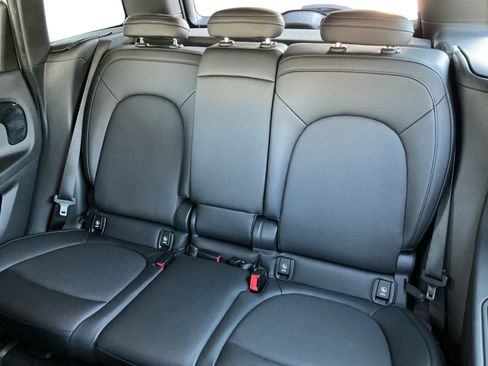 Used 2022 MINI Cooper Countryman S w/ Premium Package FWD image 13