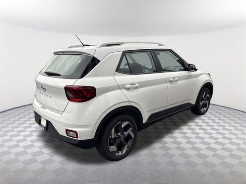 New 2026 Hyundai Venue SEL image 5
